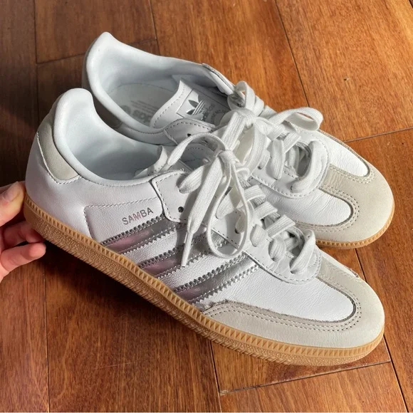 Adidas Samba OG Shoes White Silver Gray Lace Up Sneaker Rubber Sole Womens 7 - Picture 3 of 11